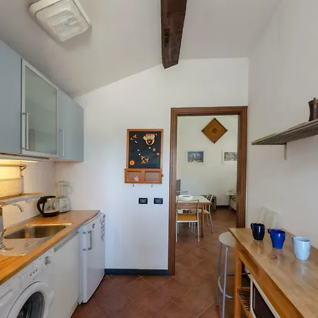 Hintown Borgo Incrociati Brignole Con Terrazzino *