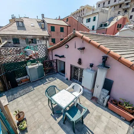 Lägenhet Hintown Borgo Incrociati Brignole Con Terrazzino *