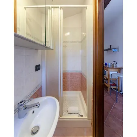 Hintown Borgo Incrociati Brignole Con Terrazzino *