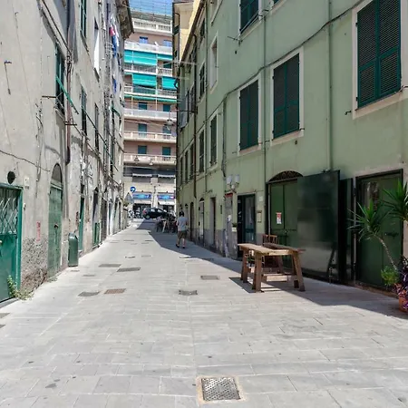 Hintown Borgo Incrociati Brignole Con Terrazzino